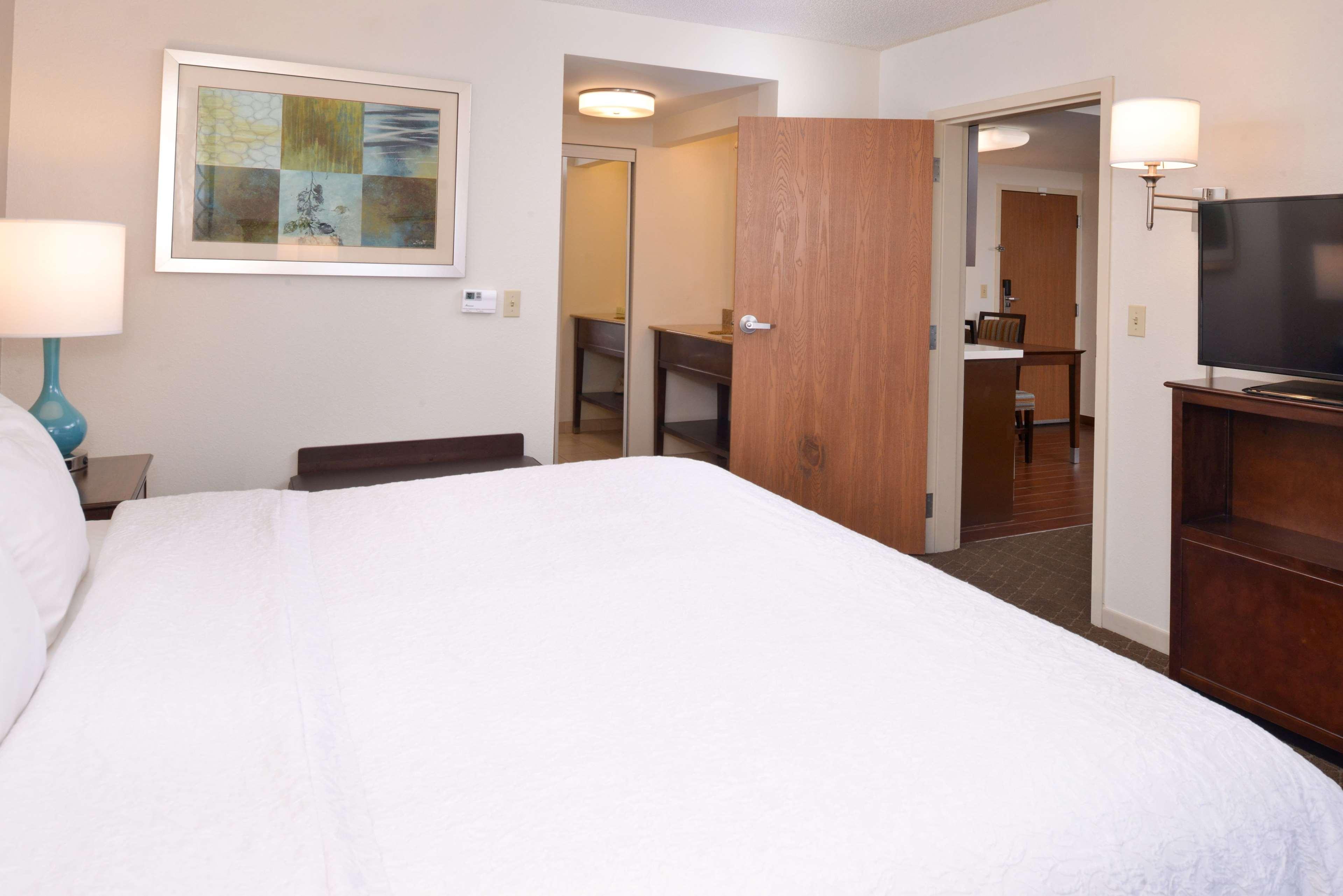 Hampton Inn & Suites Pueblo-Southgate Dış mekan fotoğraf