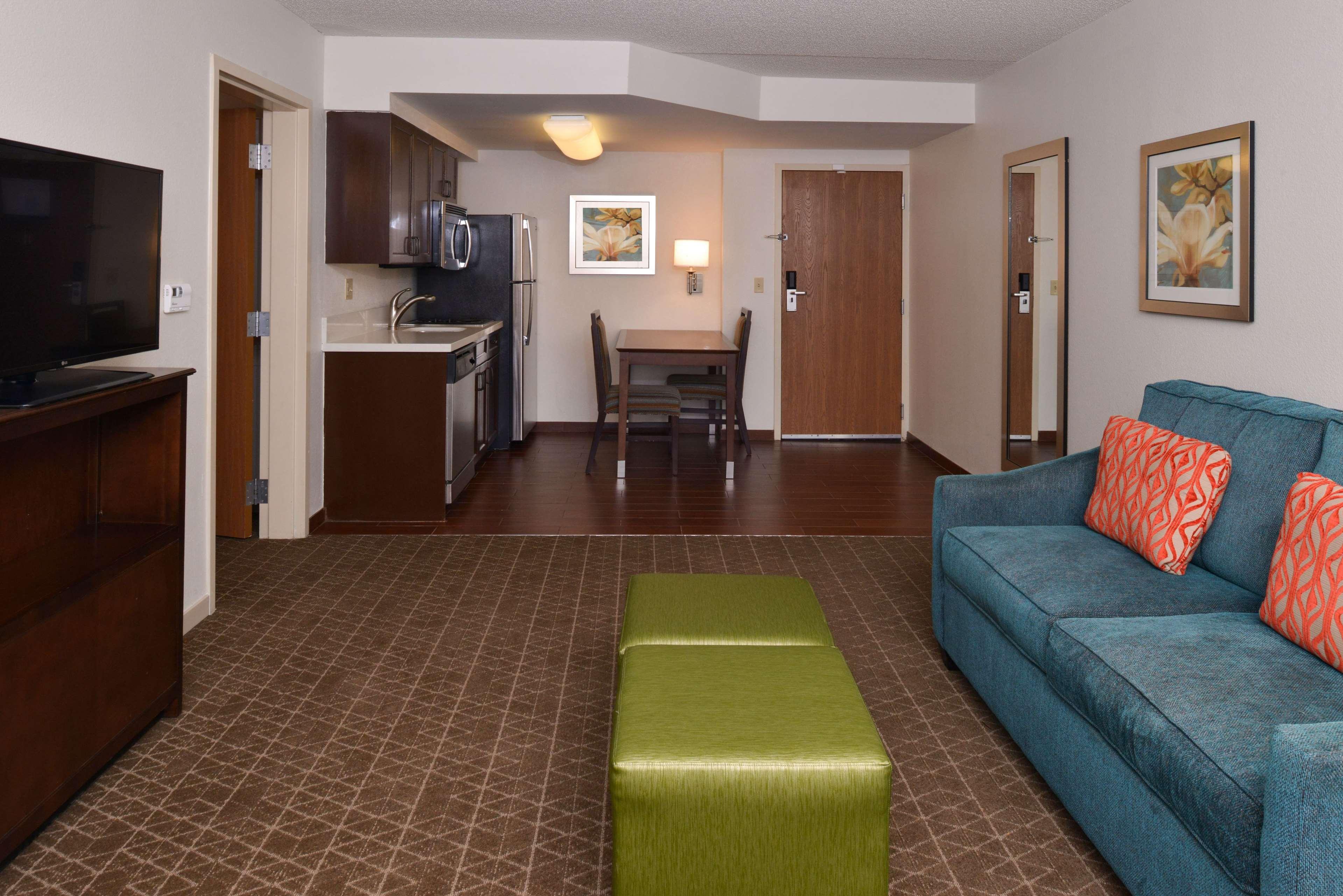 Hampton Inn & Suites Pueblo-Southgate Dış mekan fotoğraf
