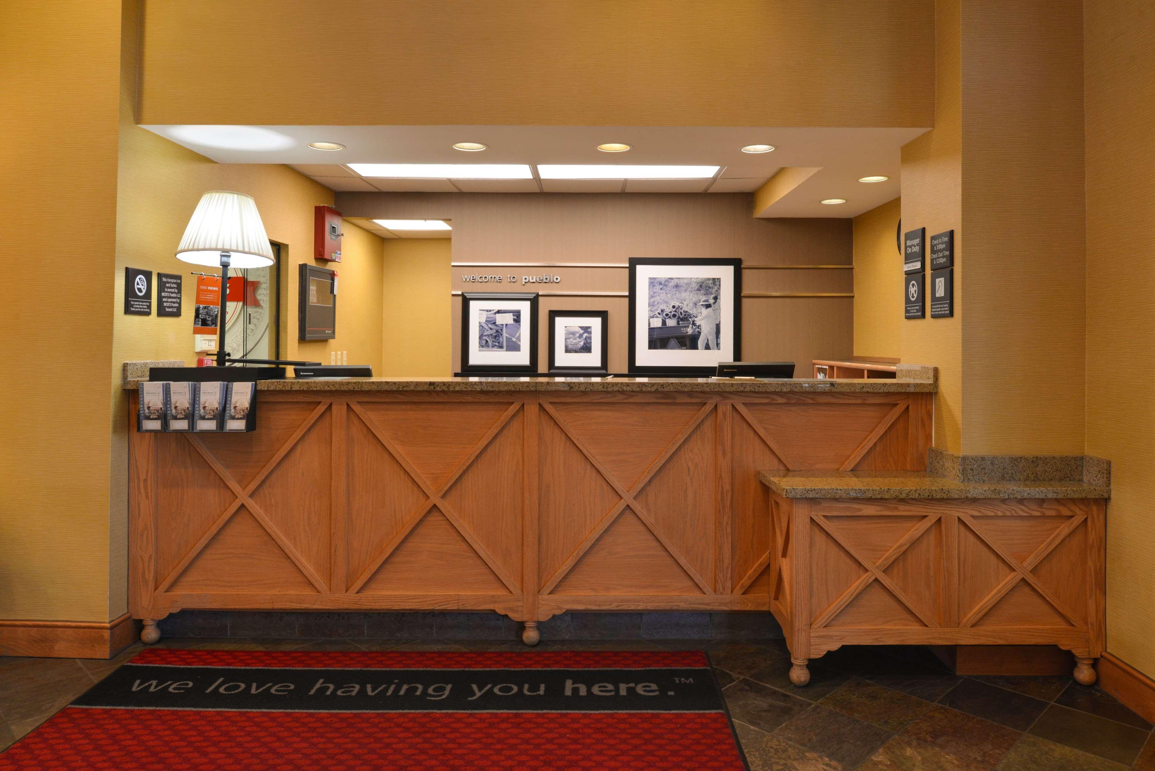 Hampton Inn & Suites Pueblo-Southgate Dış mekan fotoğraf