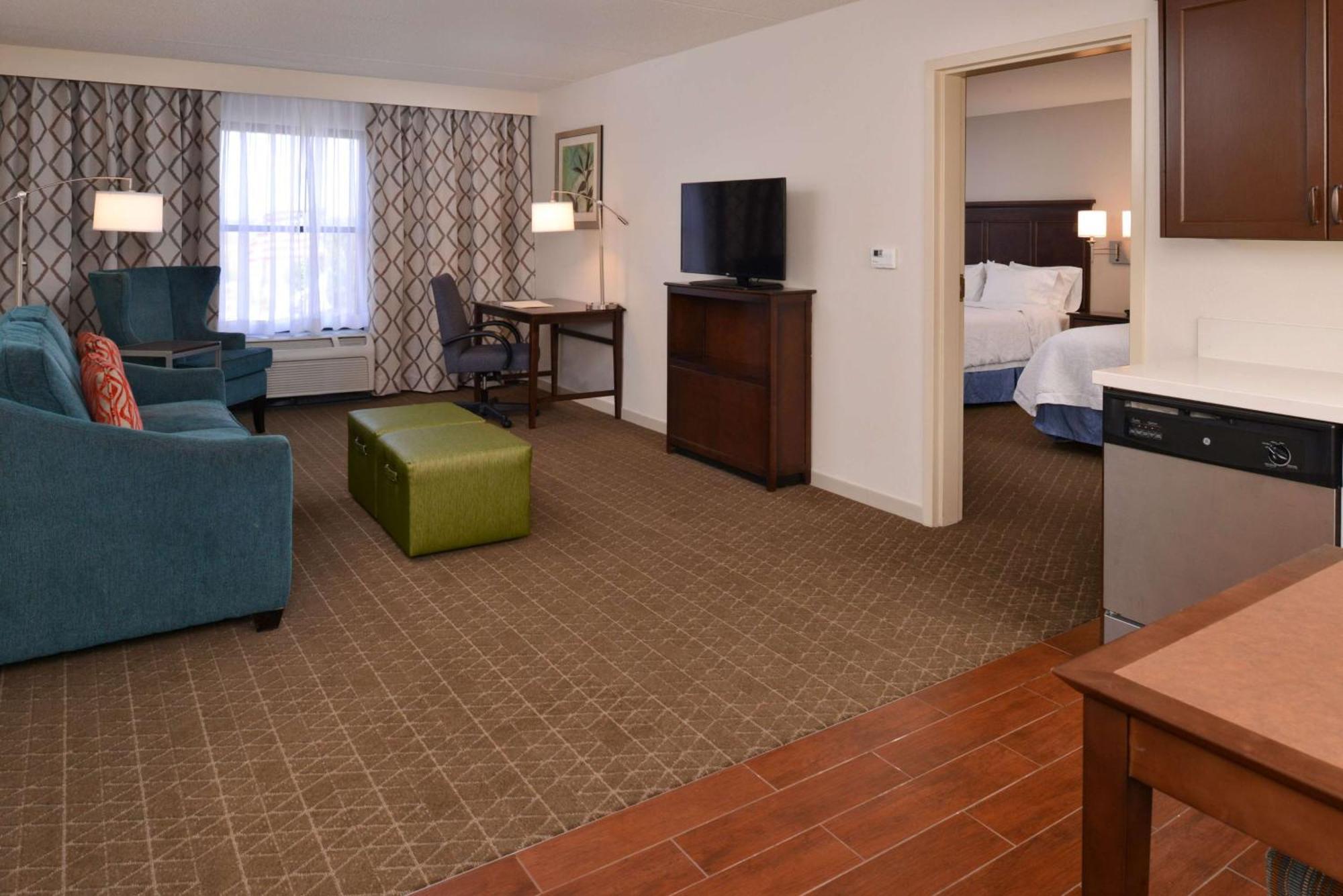 Hampton Inn & Suites Pueblo-Southgate Dış mekan fotoğraf