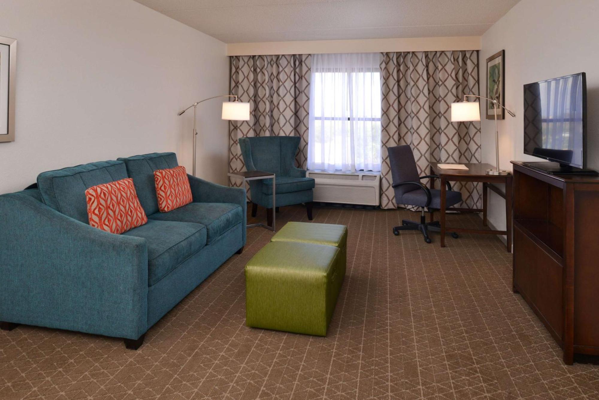 Hampton Inn & Suites Pueblo-Southgate Dış mekan fotoğraf