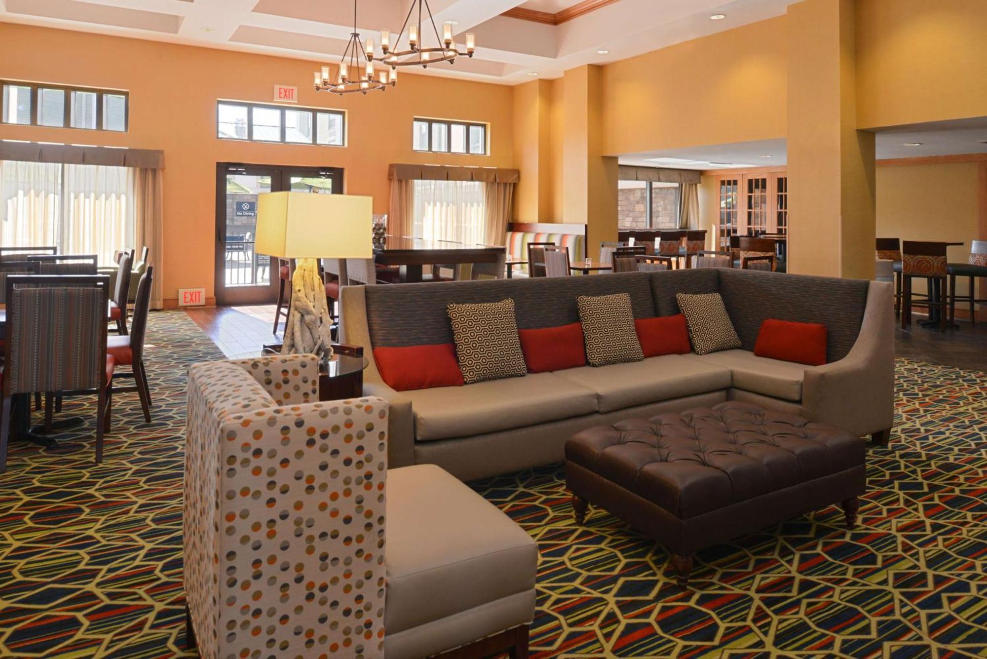 Hampton Inn & Suites Pueblo-Southgate Dış mekan fotoğraf