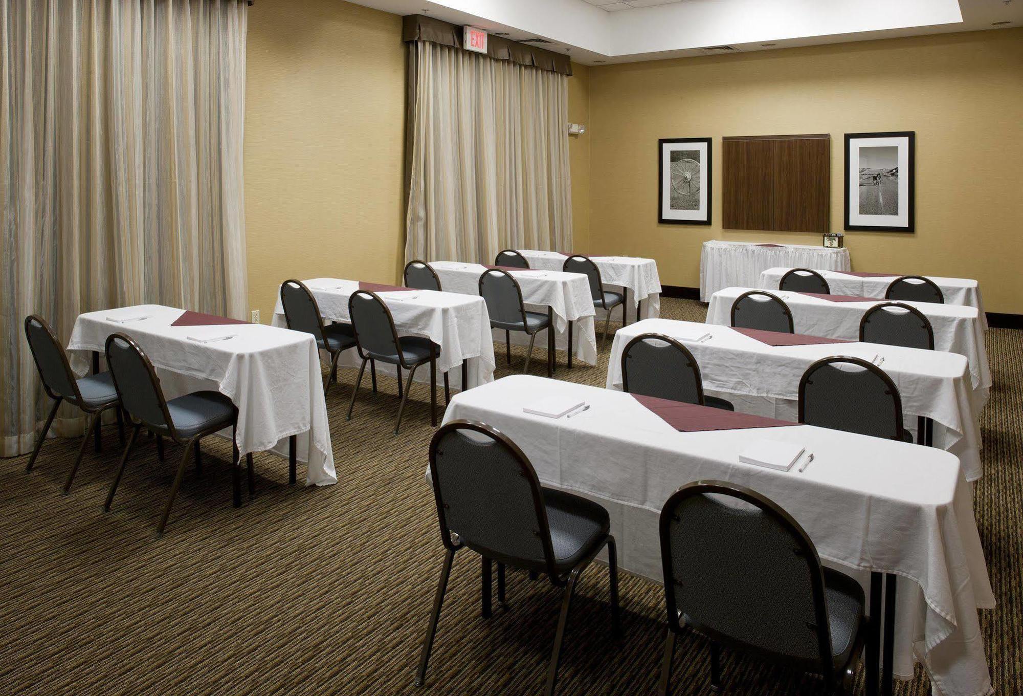 Hampton Inn & Suites Pueblo-Southgate Dış mekan fotoğraf